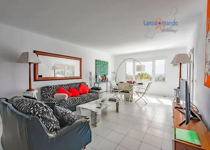 Atico La Deliziosa Vivienda Vacational With Sea View דירה